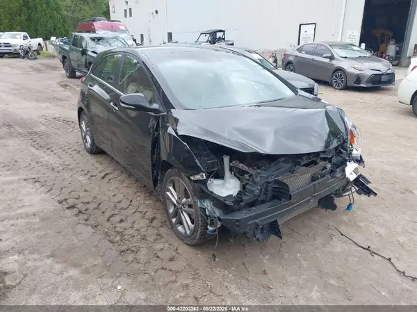 KMHD35LH5GU261789 2016 HYUNDAI ELANTRA - Image 1