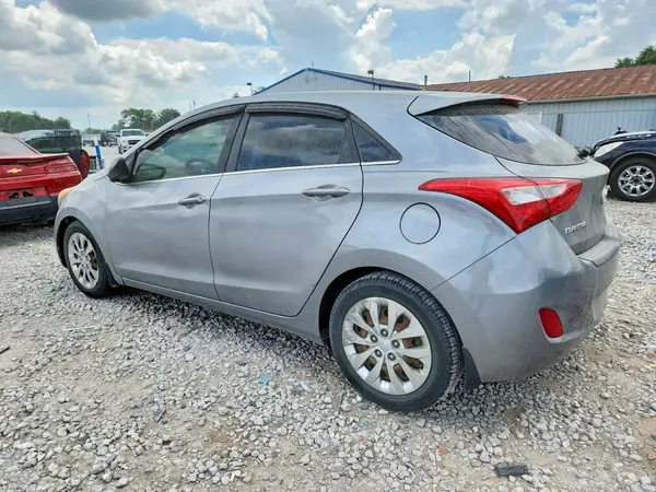 KMHD35LH5GU269990 2016 HYUNDAI ELANTRA - Image 2