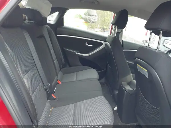 KMHD35LH5GU273750 2016 HYUNDAI ELANTRA - Image 8