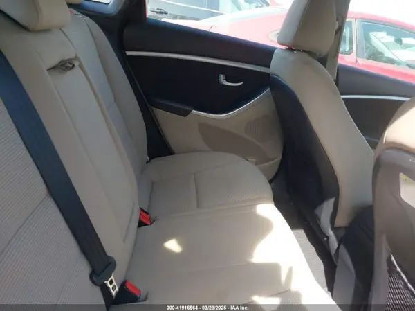 KMHD35LH5GU276826 2016 HYUNDAI ELANTRA - Image 8