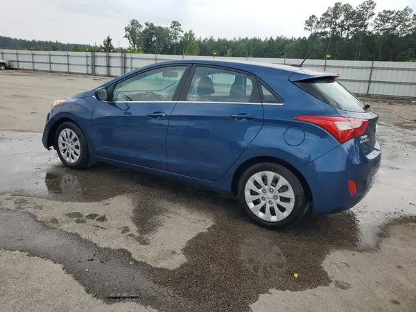 KMHD35LH5GU285879 2016 HYUNDAI ELANTRA - Image 2