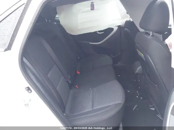 KMHD35LH5GU289219 2016 HYUNDAI ELANTRA - Image 8