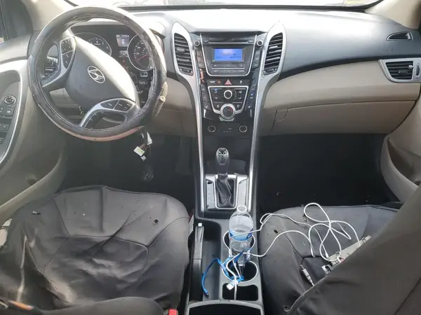 KMHD35LH5GU299202 2016 HYUNDAI ELANTRA - Image 8