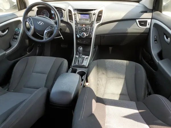 KMHD35LH5GU303426 2016 HYUNDAI ELANTRA - Image 8