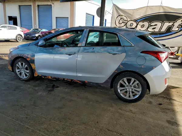 KMHD35LH5GU305290 2016 HYUNDAI ELANTRA - Image 2