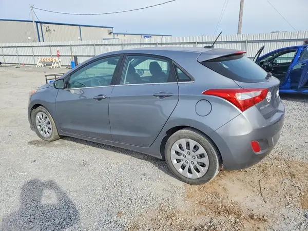 KMHD35LH5GU308030 2016 HYUNDAI ELANTRA - Image 2