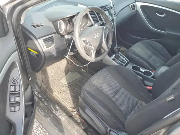 KMHD35LH5GU308030 2016 HYUNDAI ELANTRA - Image 8
