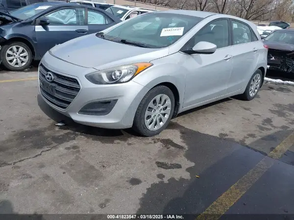 KMHD35LH5GU316015 2016 HYUNDAI ELANTRA - Image 2