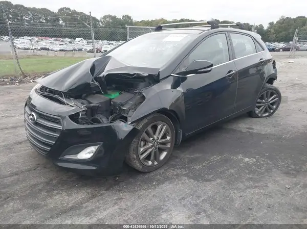 KMHD35LH5GU318718 2016 HYUNDAI ELANTRA - Image 2