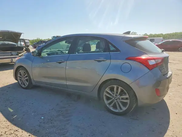 KMHD35LH5GU318881 2016 HYUNDAI ELANTRA - Image 2