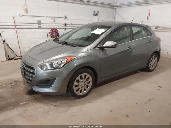KMHD35LH5GU325832 2016 HYUNDAI ELANTRA - Image 2