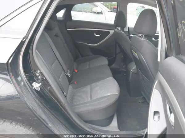 KMHD35LH5GU328214 2016 HYUNDAI ELANTRA - Image 8