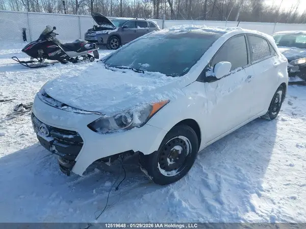KMHD35LH5GU334319 2016 HYUNDAI ELANTRA - Image 2