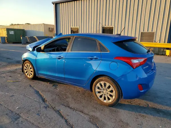 KMHD35LH5HU350022 2017 HYUNDAI ELANTRA - Image 2