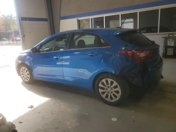 KMHD35LH5HU351266 2017 HYUNDAI ELANTRA - Image 2