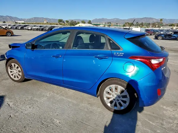 KMHD35LH5HU353907 2017 HYUNDAI ELANTRA - Image 2