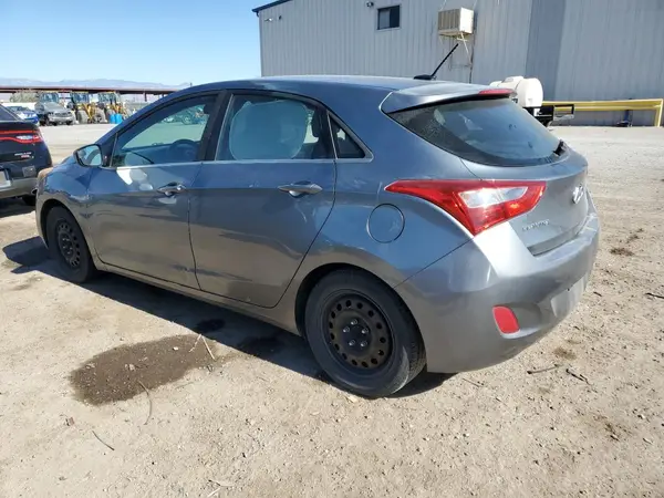 KMHD35LH5HU356869 2017 HYUNDAI ELANTRA - Image 2