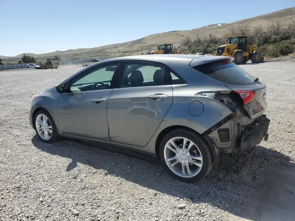 KMHD35LH5HU359884 2017 HYUNDAI ELANTRA - Image 2