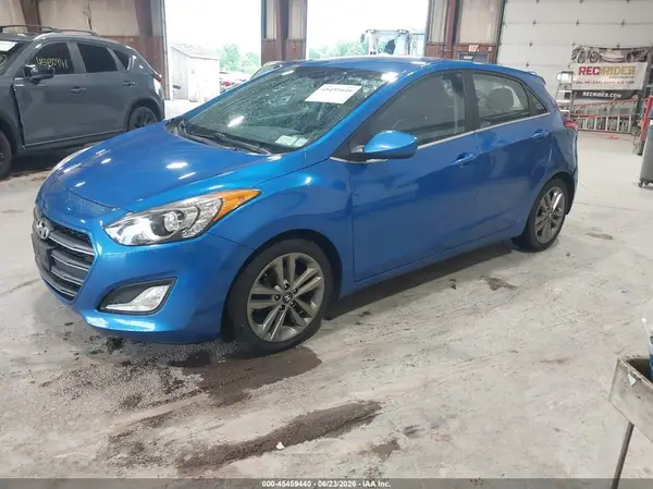 KMHD35LH5HU360212 2017 HYUNDAI ELANTRA - Image 2