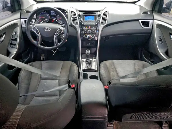 KMHD35LH5HU364664 2017 HYUNDAI ELANTRA - Image 8