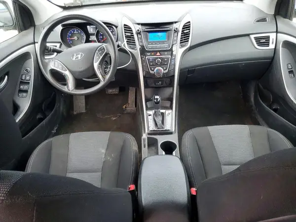 KMHD35LH5HU372599 2017 HYUNDAI ELANTRA - Image 8