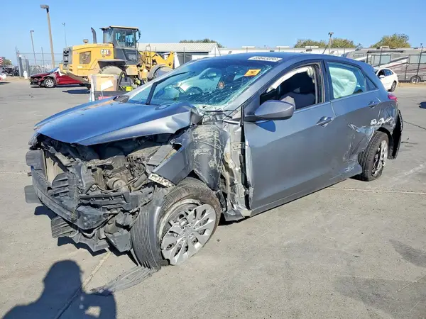 KMHD35LH5HU373803 2017 HYUNDAI ELANTRA - Image 1