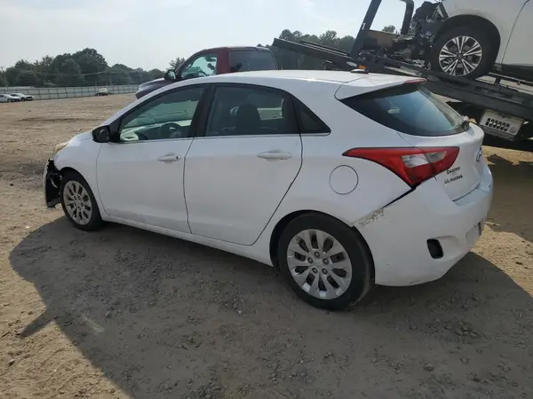 KMHD35LH5HU374773 2017 HYUNDAI ELANTRA - Image 2
