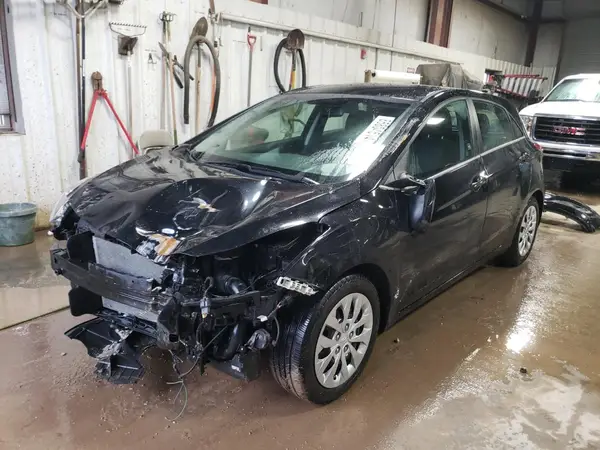 KMHD35LH5HU377267 2017 HYUNDAI ELANTRA - Image 1