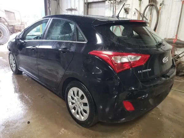 KMHD35LH5HU377267 2017 HYUNDAI ELANTRA - Image 2