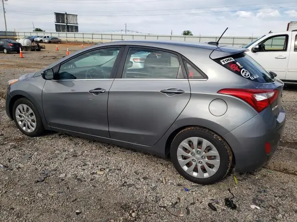 KMHD35LH5HU378189 2017 HYUNDAI ELANTRA - Image 2