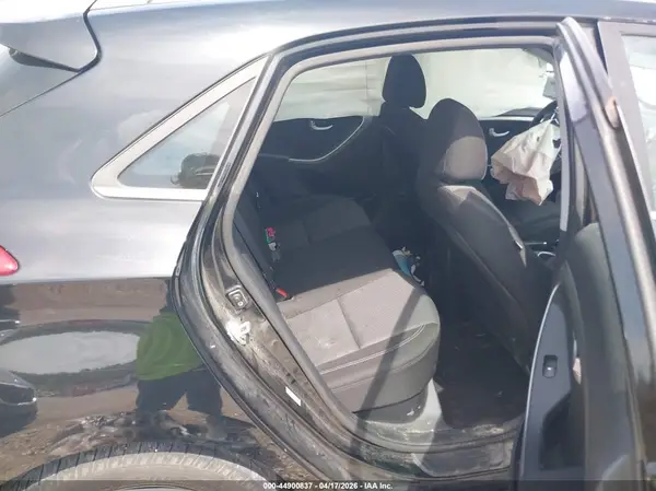 KMHD35LH5HU380167 2017 HYUNDAI ELANTRA - Image 8