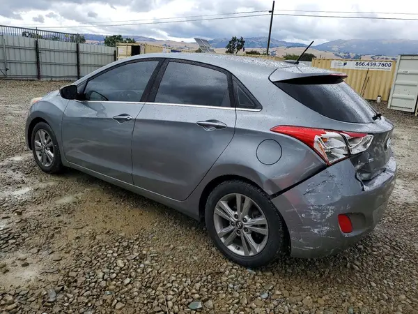 KMHD35LH5HU381397 2017 HYUNDAI ELANTRA - Image 2