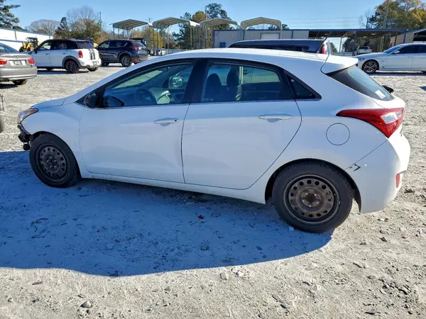 KMHD35LH5HU382002 2017 HYUNDAI ELANTRA - Image 2
