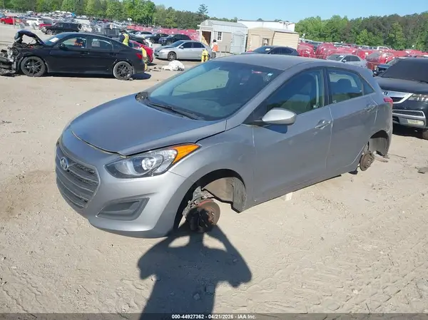 KMHD35LH6GU252339 2016 HYUNDAI ELANTRA - Image 2