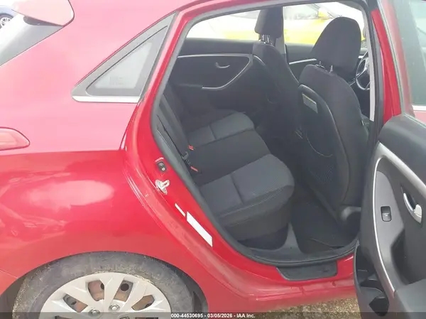KMHD35LH6GU252891 2016 HYUNDAI ELANTRA - Image 8