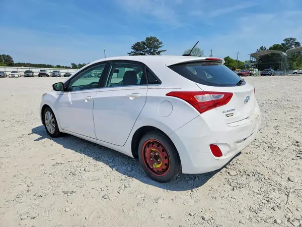 KMHD35LH6GU253037 2016 HYUNDAI ELANTRA - Image 2
