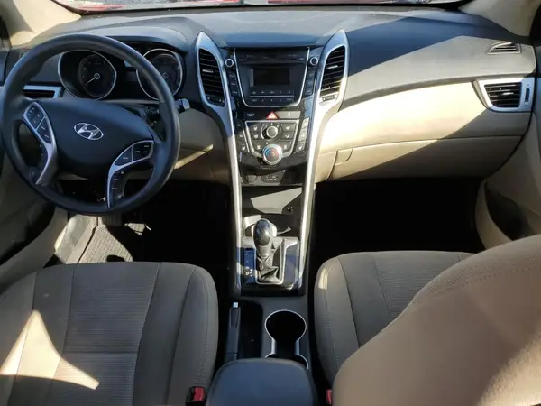 KMHD35LH6GU260585 2016 HYUNDAI ELANTRA - Image 8