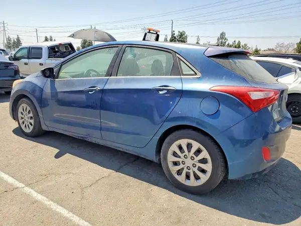 KMHD35LH6GU264409 2016 HYUNDAI ELANTRA - Image 2