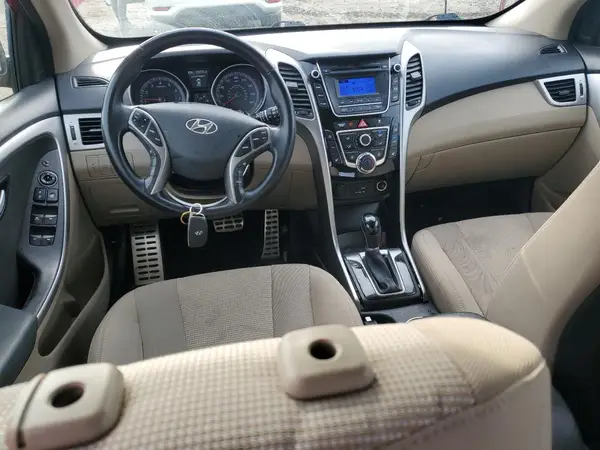 KMHD35LH6GU265043 2016 HYUNDAI ELANTRA - Image 8