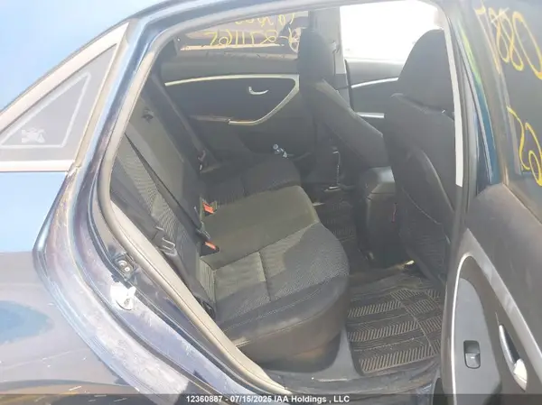KMHD35LH6GU271165 2016 HYUNDAI ELANTRA - Image 8