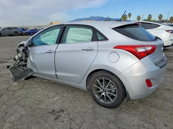 KMHD35LH6GU273319 2016 HYUNDAI ELANTRA - Image 2