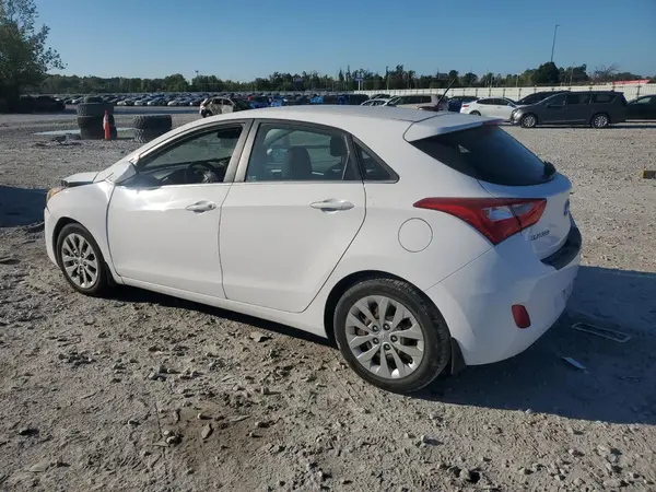 KMHD35LH6GU277449 2016 HYUNDAI ELANTRA - Image 2