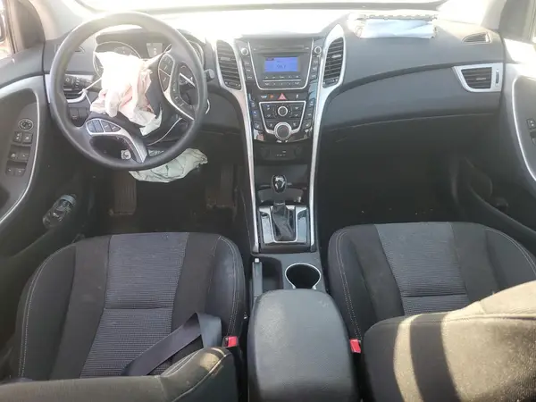 KMHD35LH6GU277449 2016 HYUNDAI ELANTRA - Image 8