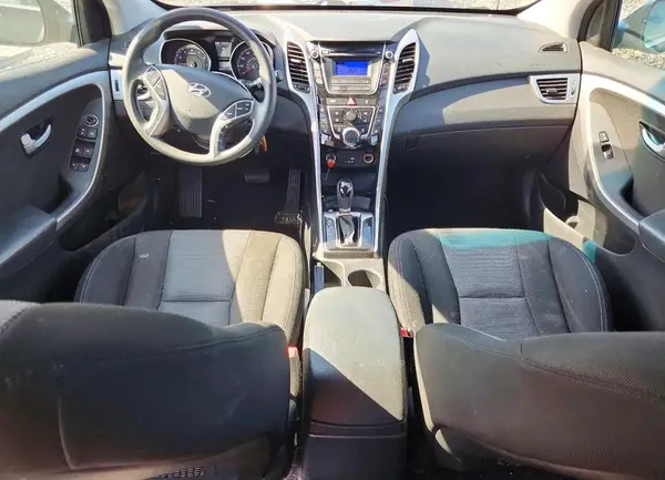 KMHD35LH6GU277497 2016 HYUNDAI ELANTRA - Image 8