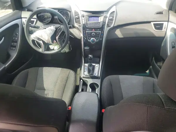 KMHD35LH6GU287169 2016 HYUNDAI ELANTRA - Image 8