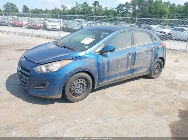 KMHD35LH6GU302074 2016 HYUNDAI ELANTRA - Image 2