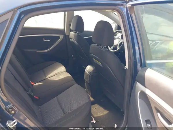 KMHD35LH6GU302074 2016 HYUNDAI ELANTRA - Image 8