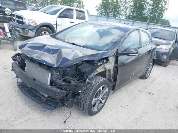 KMHD35LH6GU302494 2016 HYUNDAI ELANTRA - Image 2