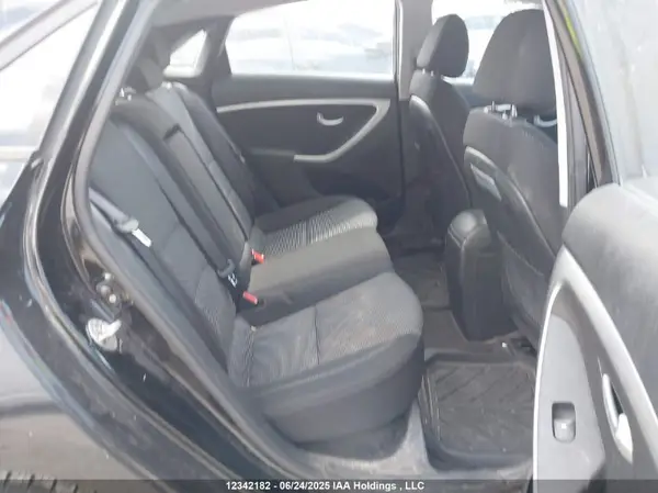 KMHD35LH6GU302494 2016 HYUNDAI ELANTRA - Image 8