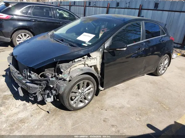 KMHD35LH6GU305086 2016 HYUNDAI ELANTRA - Image 2